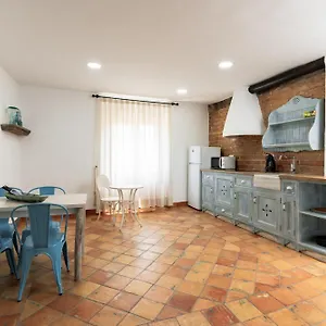 https://rstico-moderno-ap-origens-iii.catalonia-hotels.com